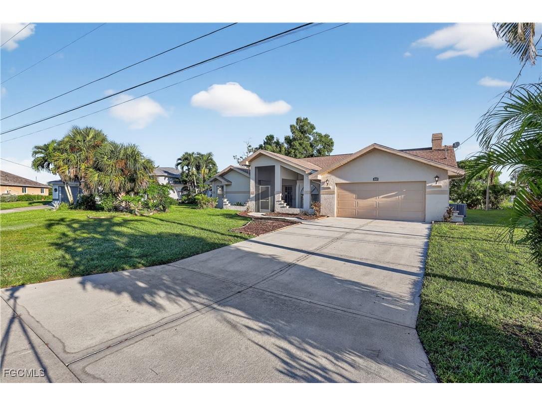 2105 SE 2nd Terrace Cape Coral FL 33990 2025012680 image6