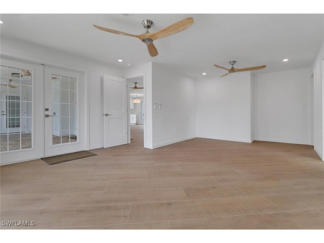 2105 Sheepshead Drive Naples FL 34102 225069719 image14