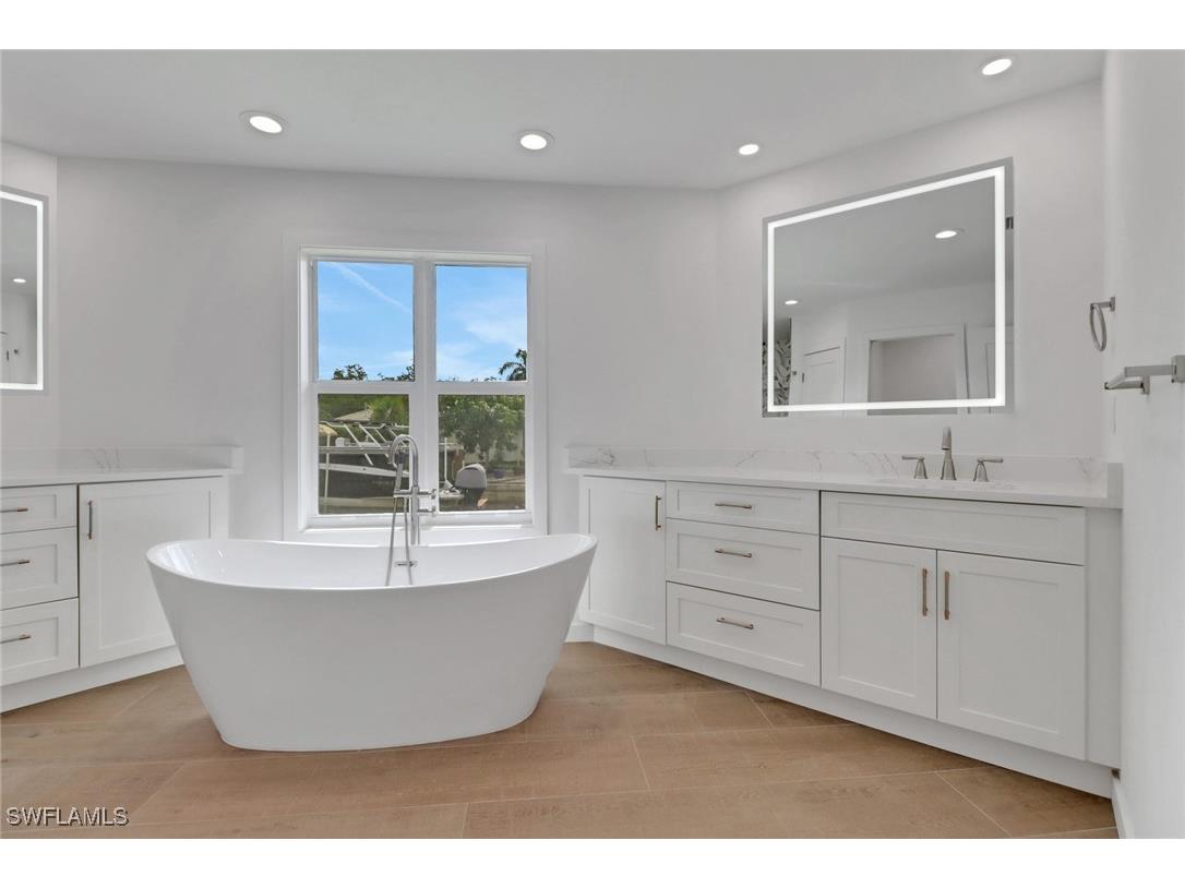 2105 Sheepshead Drive Naples FL 34102 225069719 image19