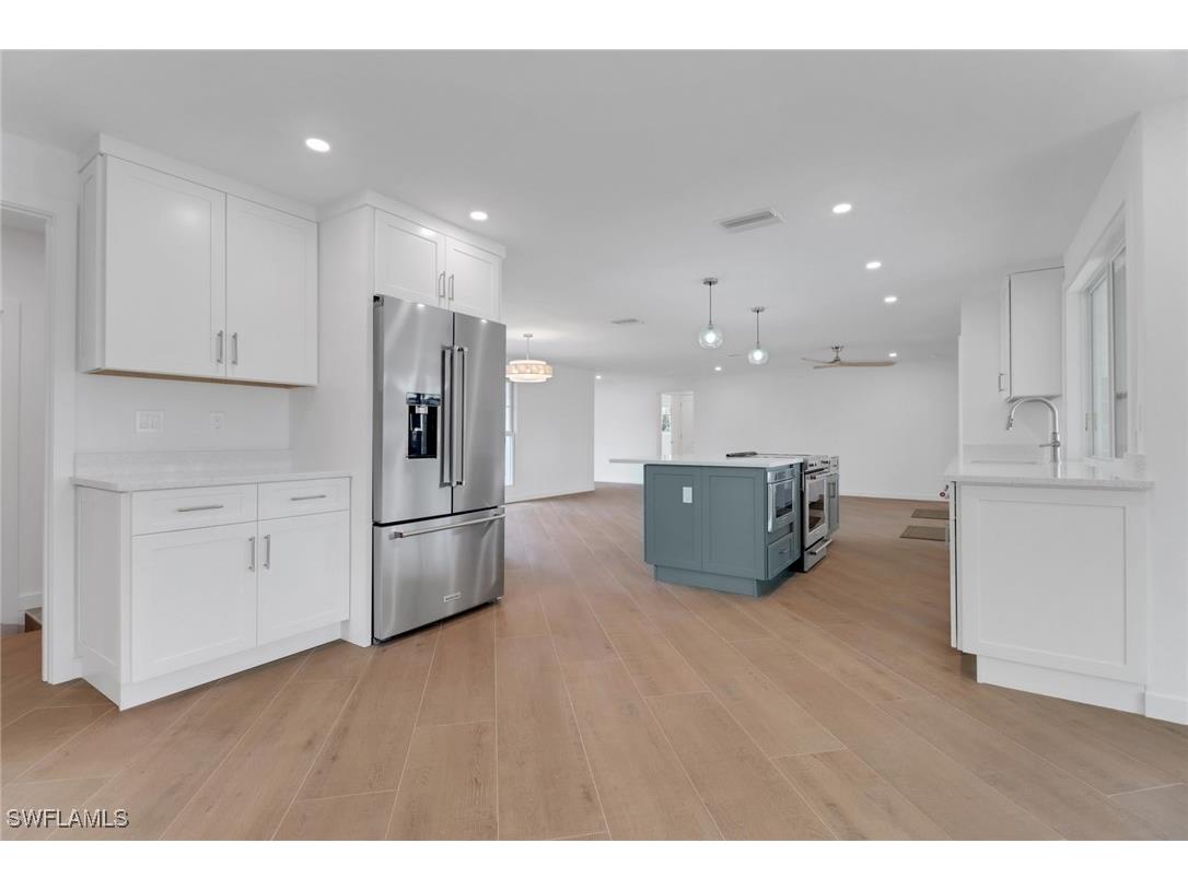 2105 Sheepshead Drive Naples FL 34102 225069719 image9