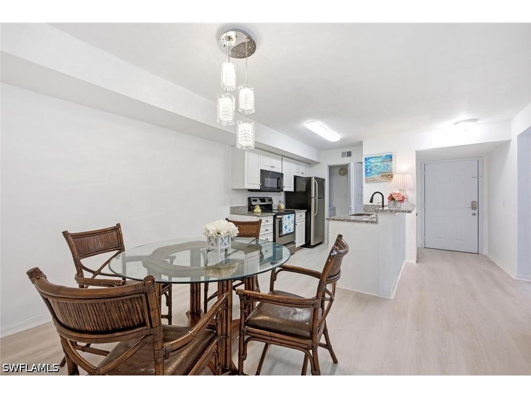 2106 Arbour Walk Circle #2911 Naples FL 34109 226024724 image1
