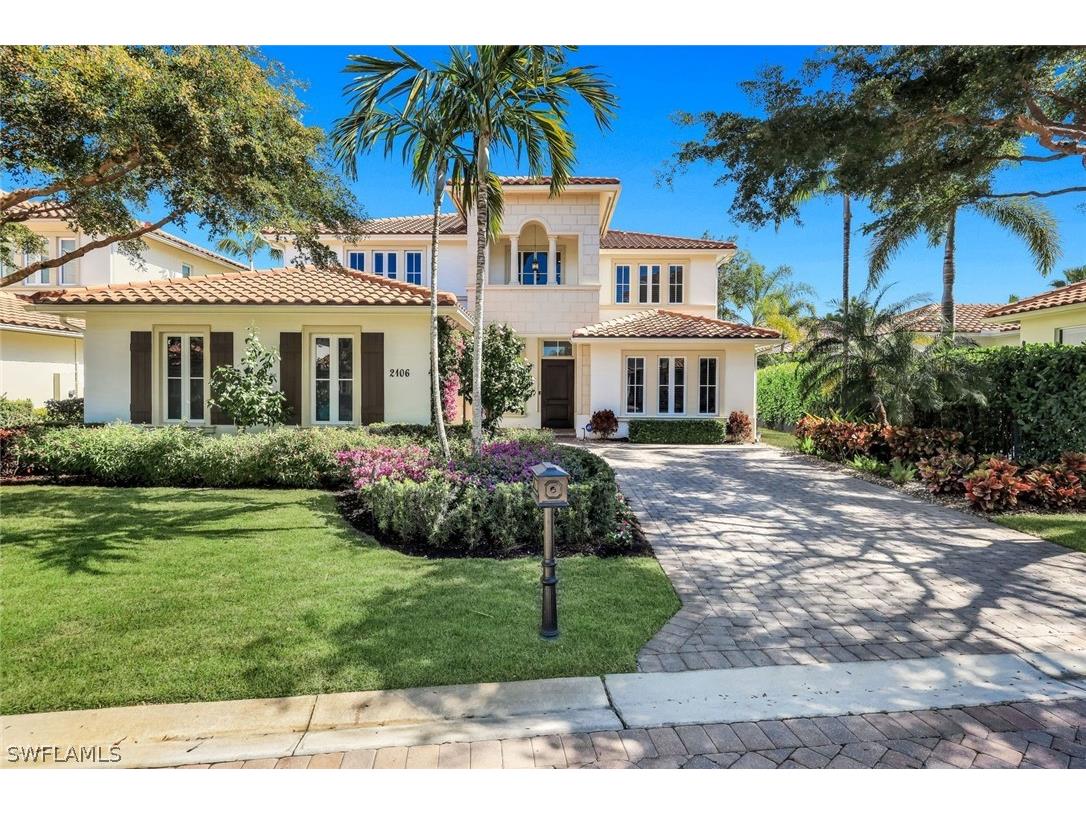 2106 Modena Court Naples FL 34105 226007565 image1