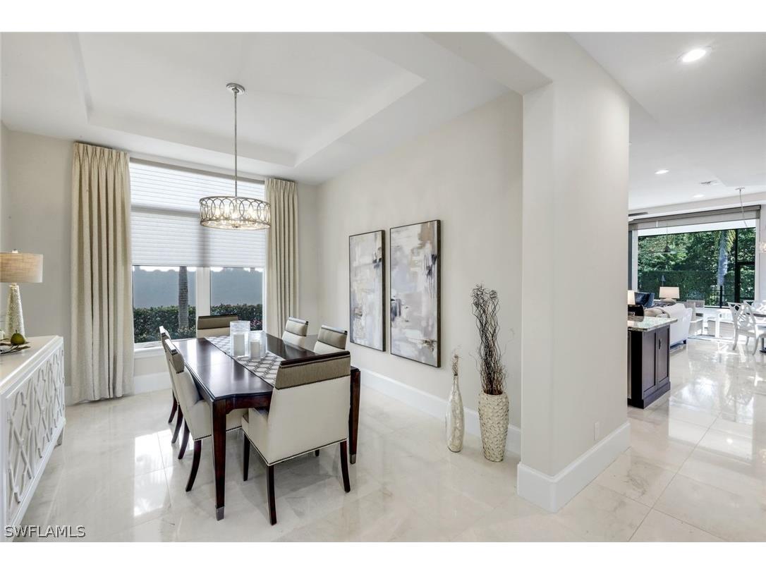 2106 Modena Court Naples FL 34105 226007565 image10