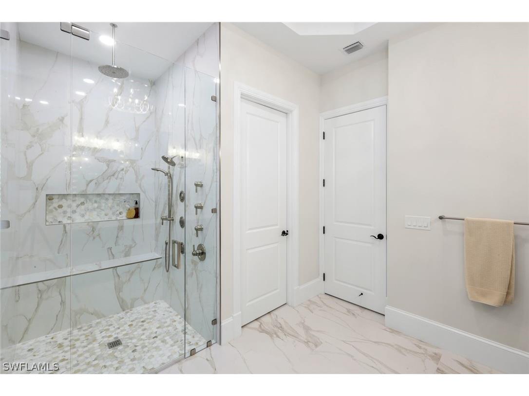 2106 Modena Court Naples FL 34105 226007565 image24