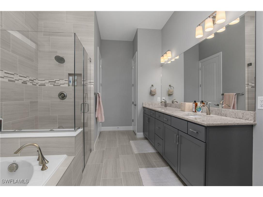 21064 Hallandale Drive Estero FL 33928 225072649 image13