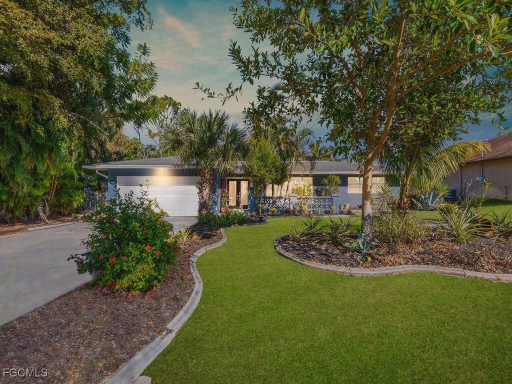 2107 Coral Point Drive Cape Coral FL 33990 2025026277 image1