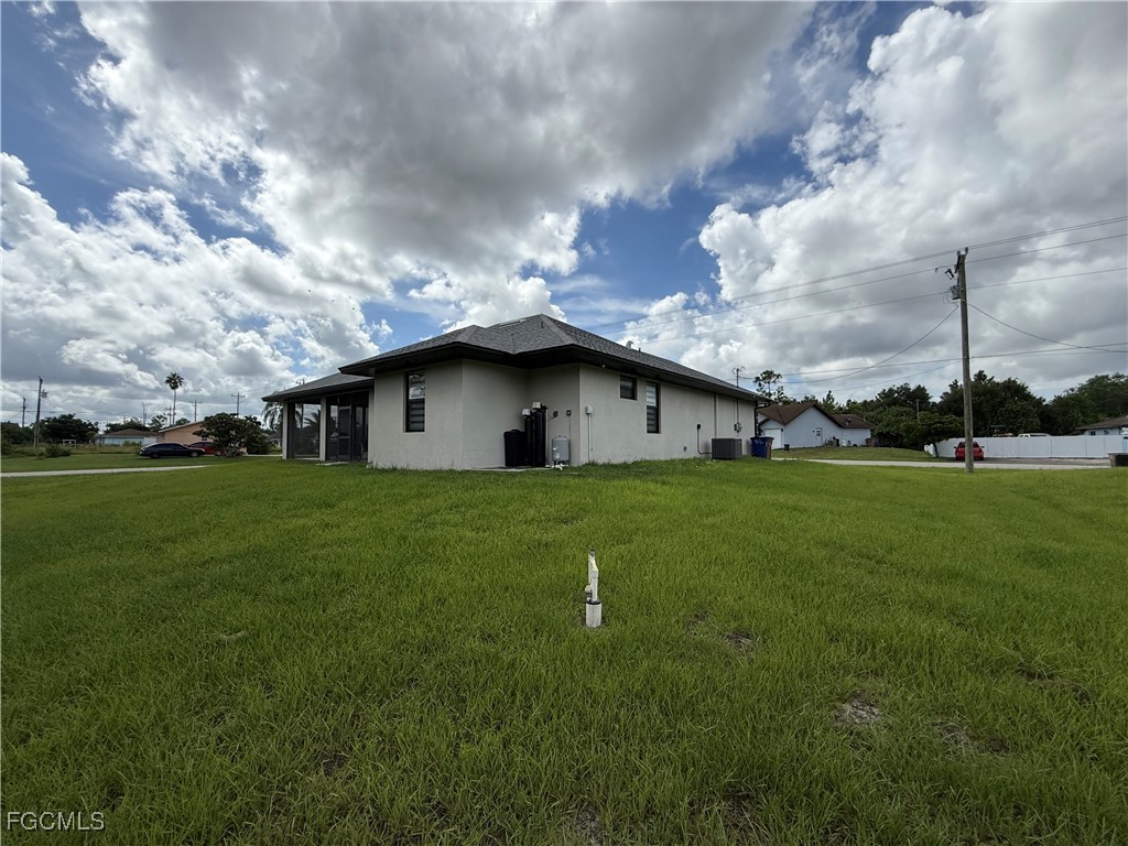 2107 E 10th Street Lehigh Acres FL 33936 2025005270 image4