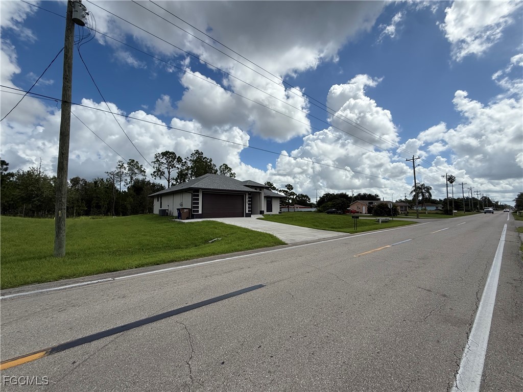 2107 E 10th Street Lehigh Acres FL 33936 2025005270 image7