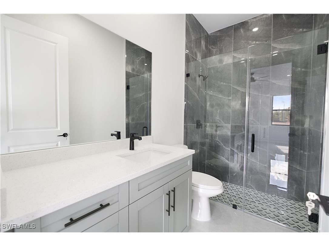 2107 E 13th Street Lehigh Acres FL 33972 226001855 image8