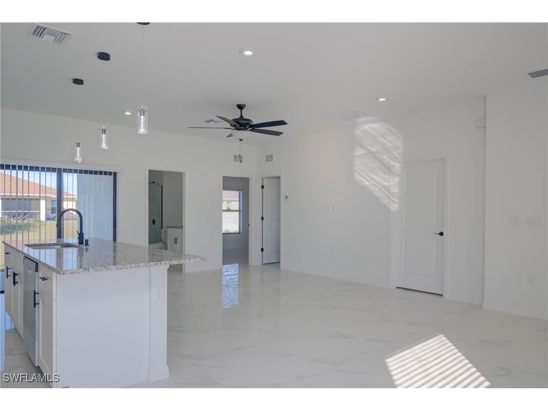 2107 Jefferson Avenue Alva FL 33920 225057184 image4