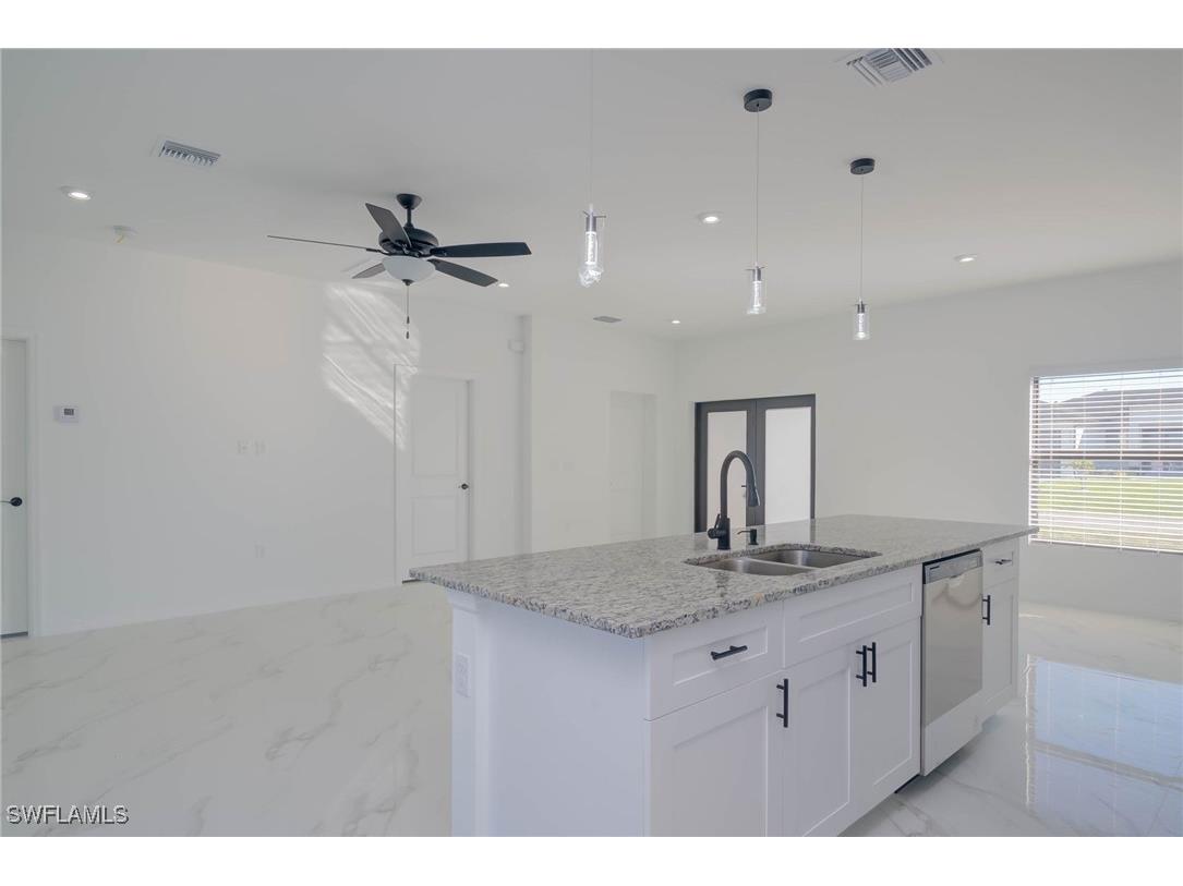 2107 Jefferson Avenue Alva FL 33920 225057184 image8