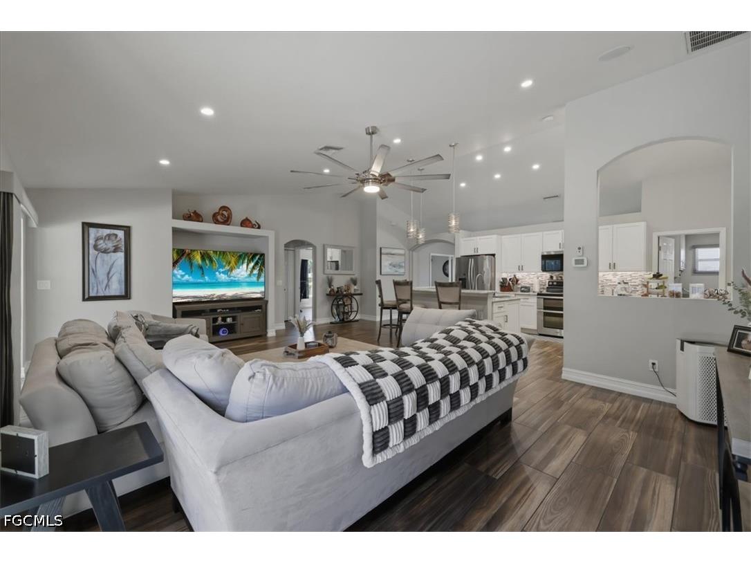 2107 NE 19th Place Cape Coral FL 33909 2026031650 image26