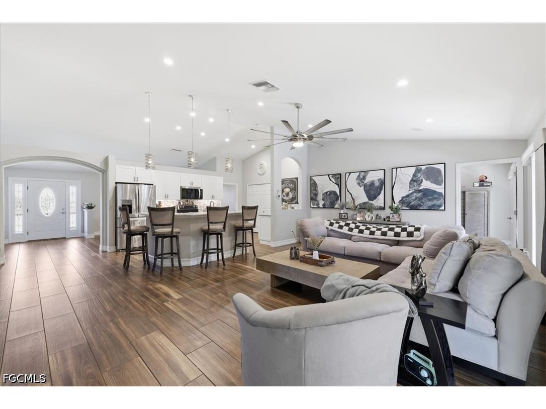 2107 NE 19th Place Cape Coral FL 33909 2026031650 image27