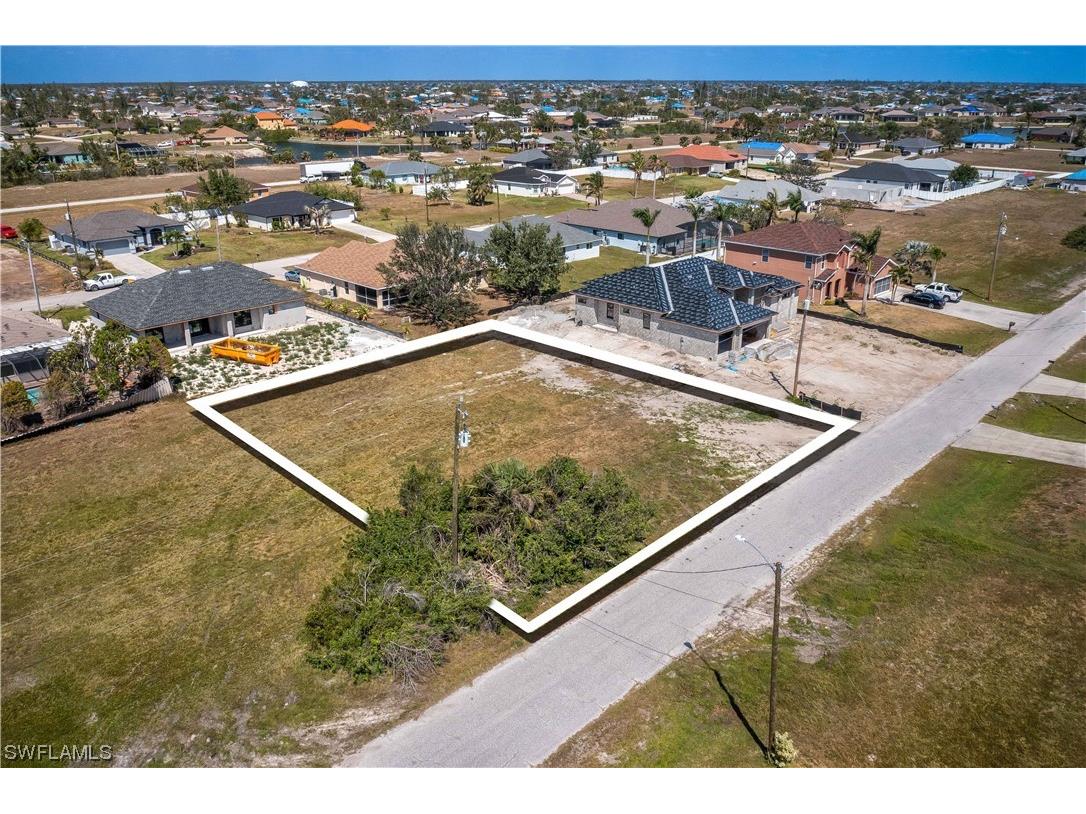 2107 NW 8th Terrace Cape Coral FL 33993 223023626 image1