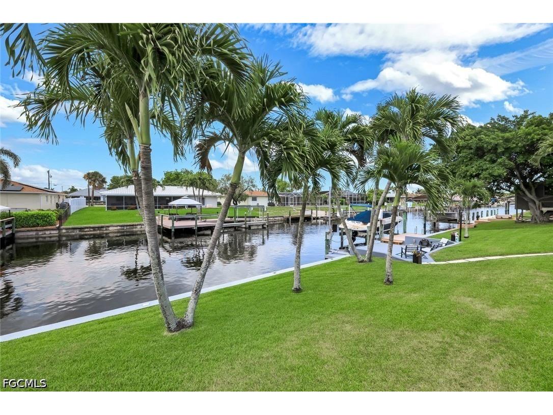 2107 SE 25th Terrace Cape Coral FL 33904 2026018618 image30