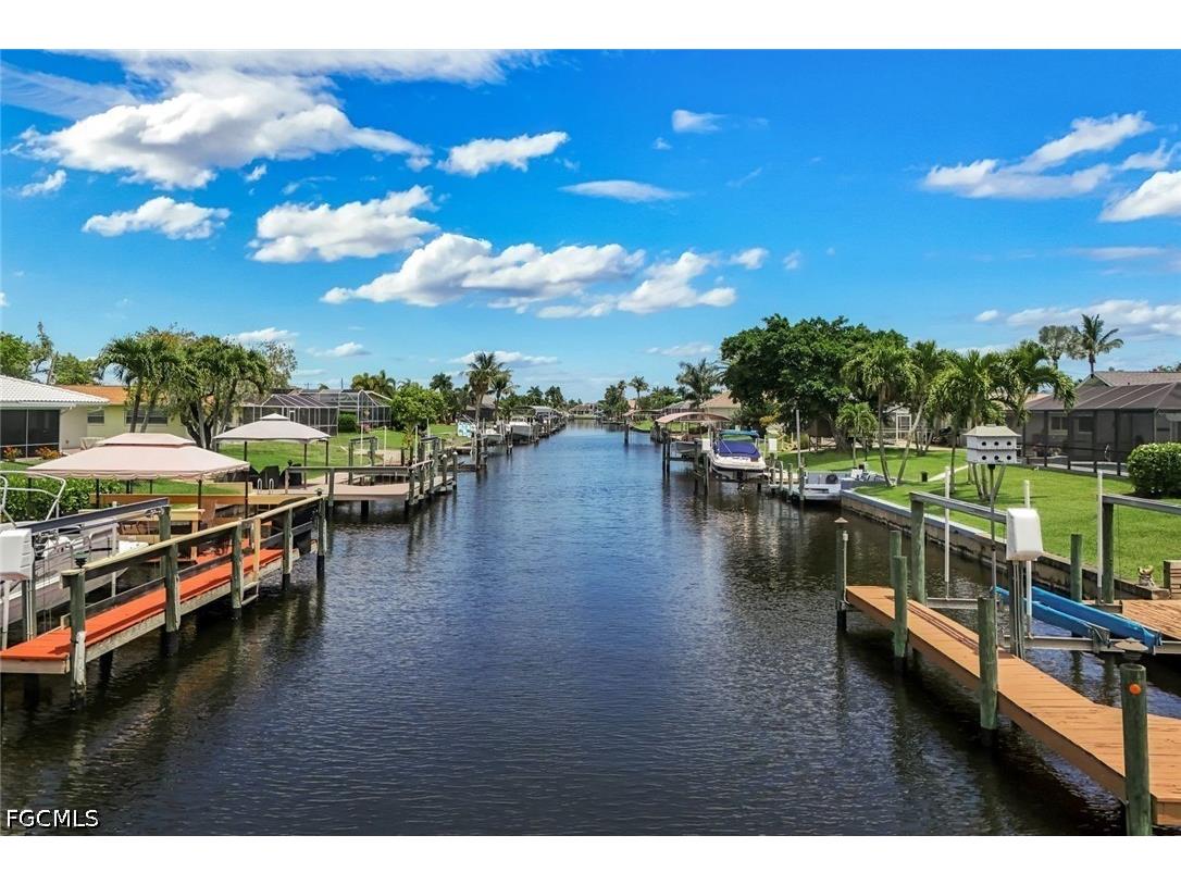 2107 SE 25th Terrace Cape Coral FL 33904 2026018618 image37