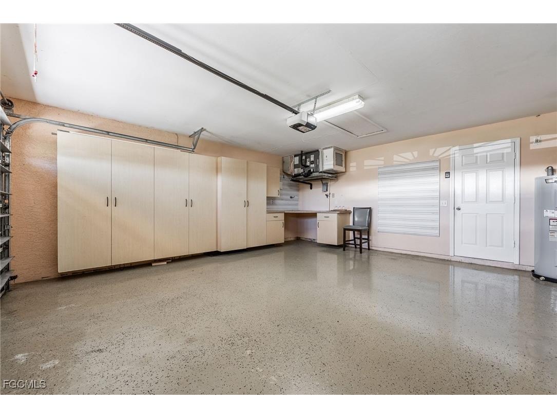 2107 SW 12th Terrace Cape Coral FL 33991 2025017950 image33