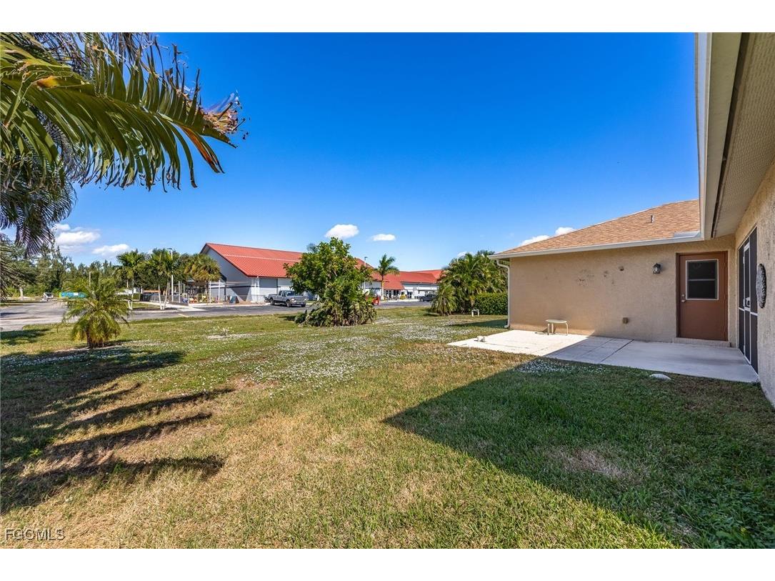 2107 SW 12th Terrace Cape Coral FL 33991 2025017950 image37
