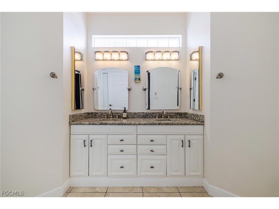 2107 Saint Croix Avenue Fort Myers FL 33905 2026010228 image21