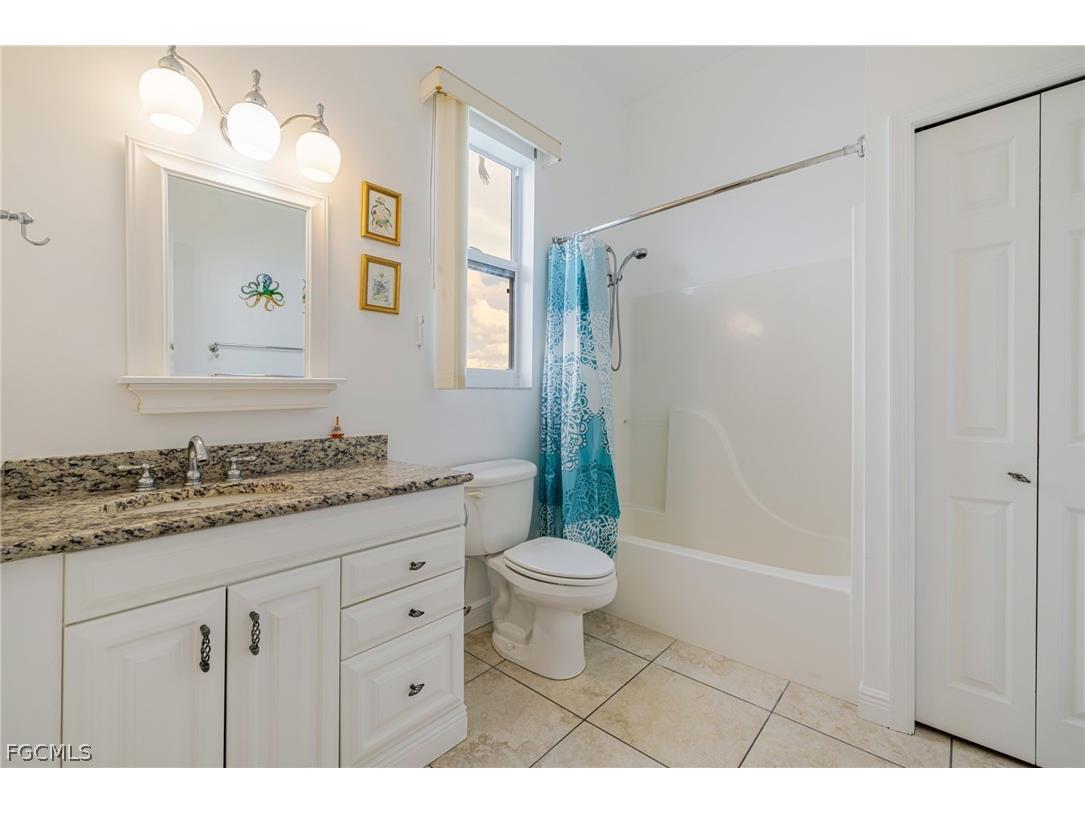 2107 Saint Croix Avenue Fort Myers FL 33905 2026010228 image31