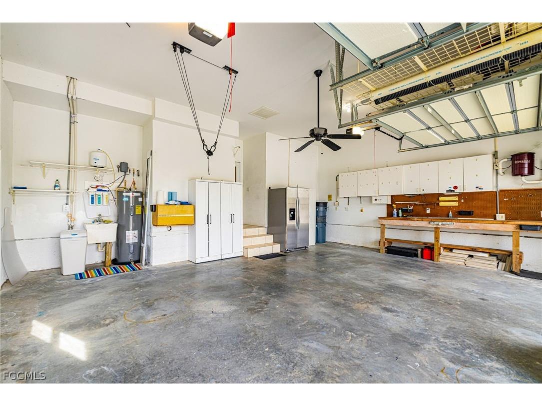 2107 Saint Croix Avenue Fort Myers FL 33905 2026010228 image37