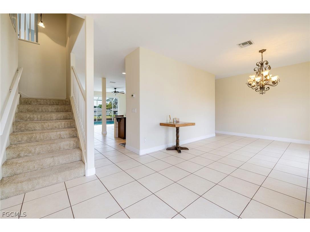 2107 Saint Croix Avenue Fort Myers FL 33905 2026010228 image8
