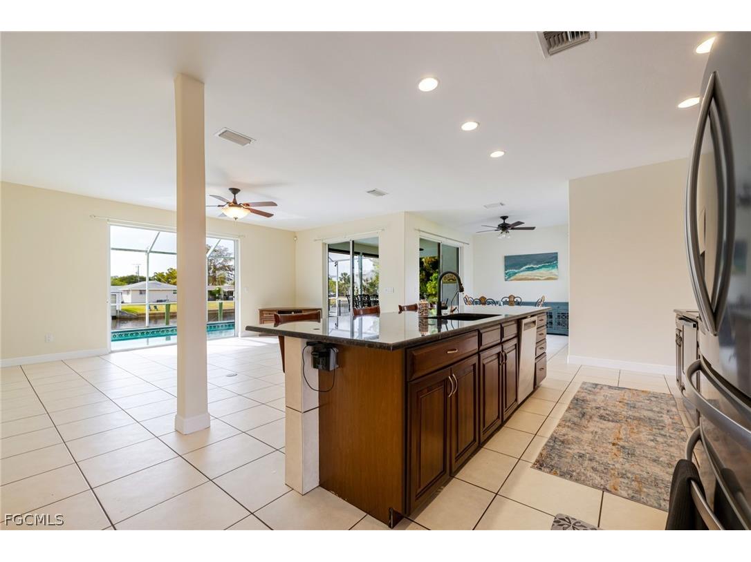 2107 Saint Croix Avenue Fort Myers FL 33905 2026010228 image9