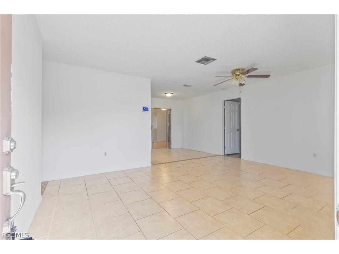21070 Delake Avenue Port Charlotte FL 33954 2026010768 image4
