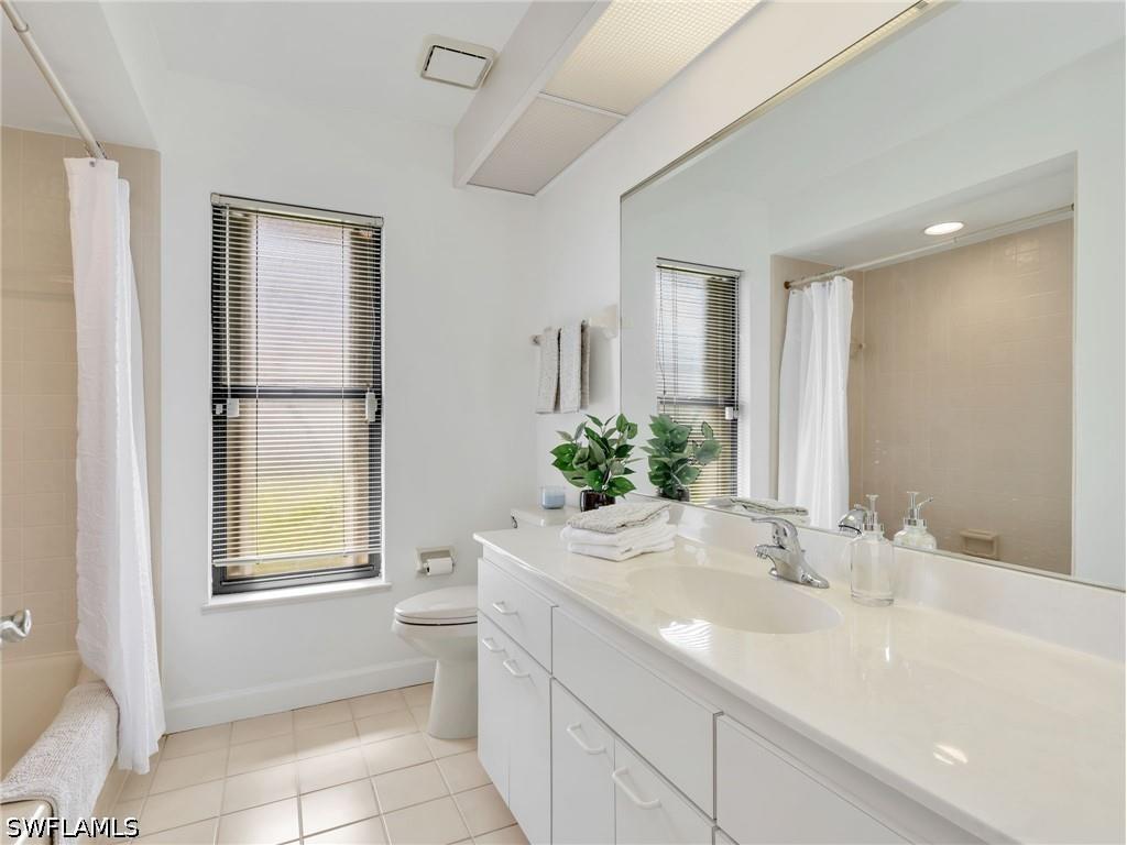 2108 Imperial Golf Course Boulevard Naples FL 34110 226022784 image31