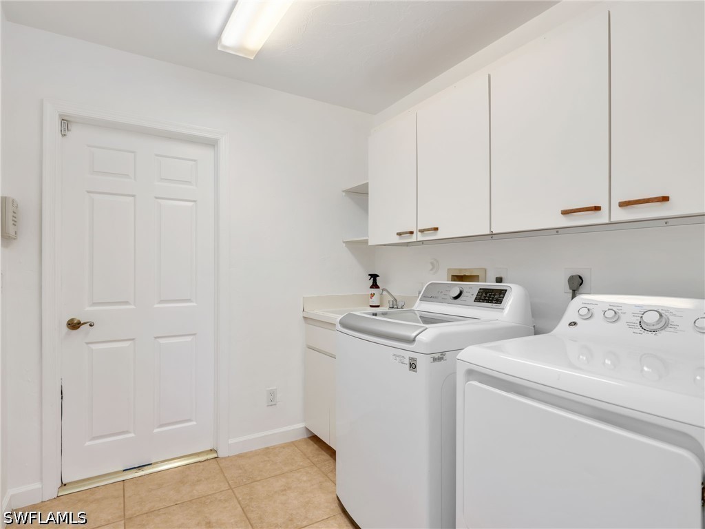 2108 Imperial Golf Course Boulevard Naples FL 34110 226022784 image34