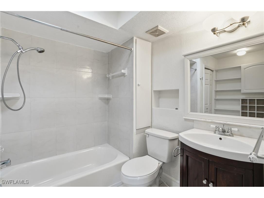 2108 NE 1st Street Cape Coral FL 33909 225080025 image22