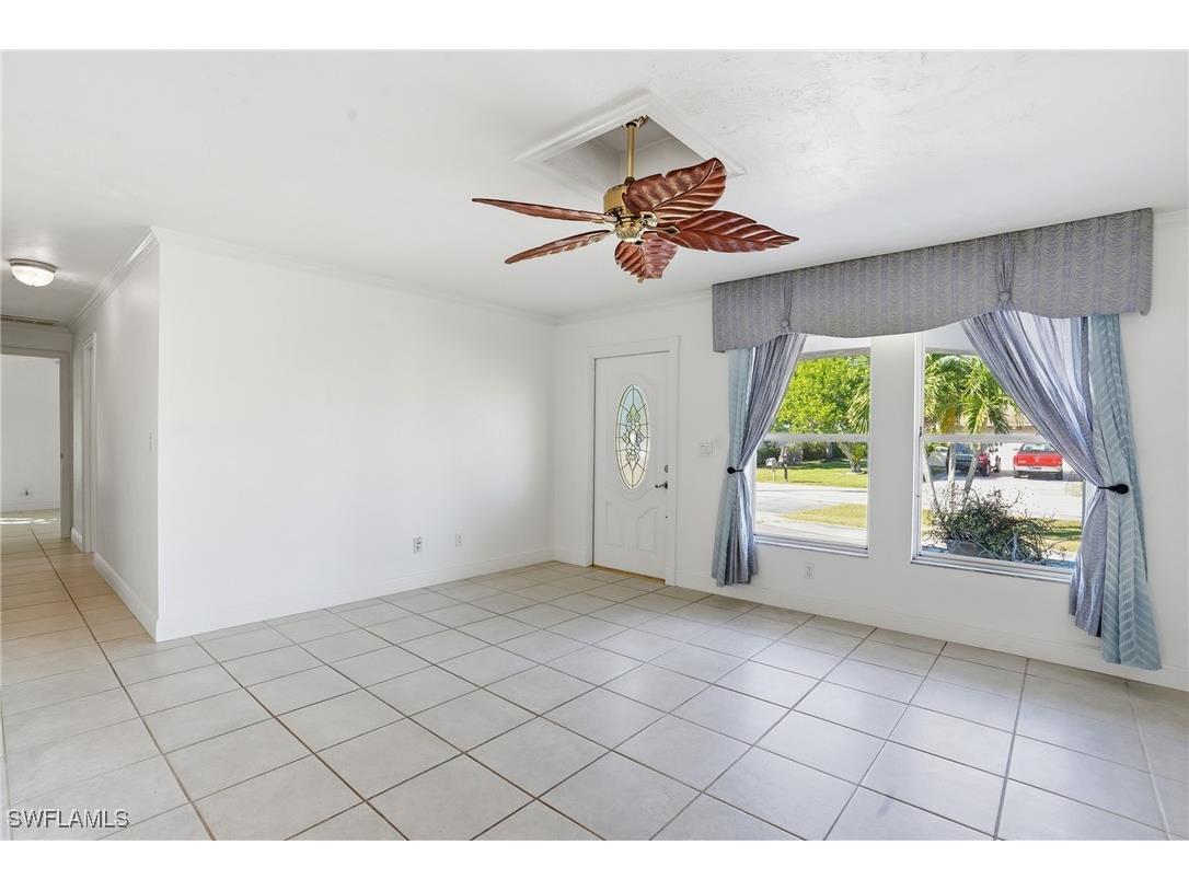 2108 NE 1st Street Cape Coral FL 33909 225080025 image3