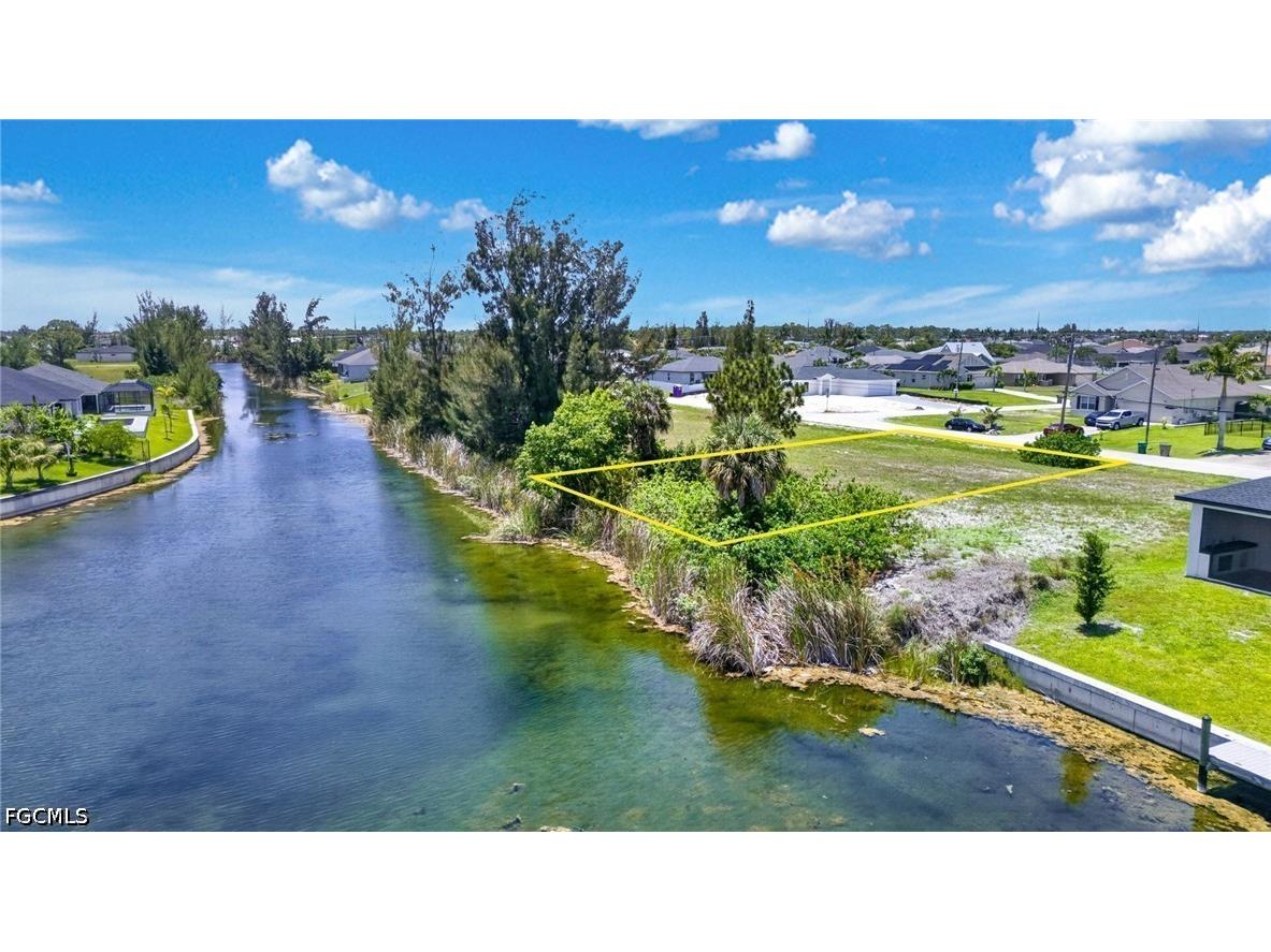 2108 NW 21st Street Cape Coral FL 33993 2026025262 image2