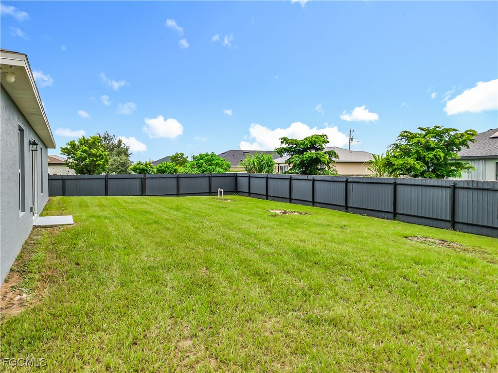 2108 NW 2nd Place Cape Coral FL 33993 2025007811 image36