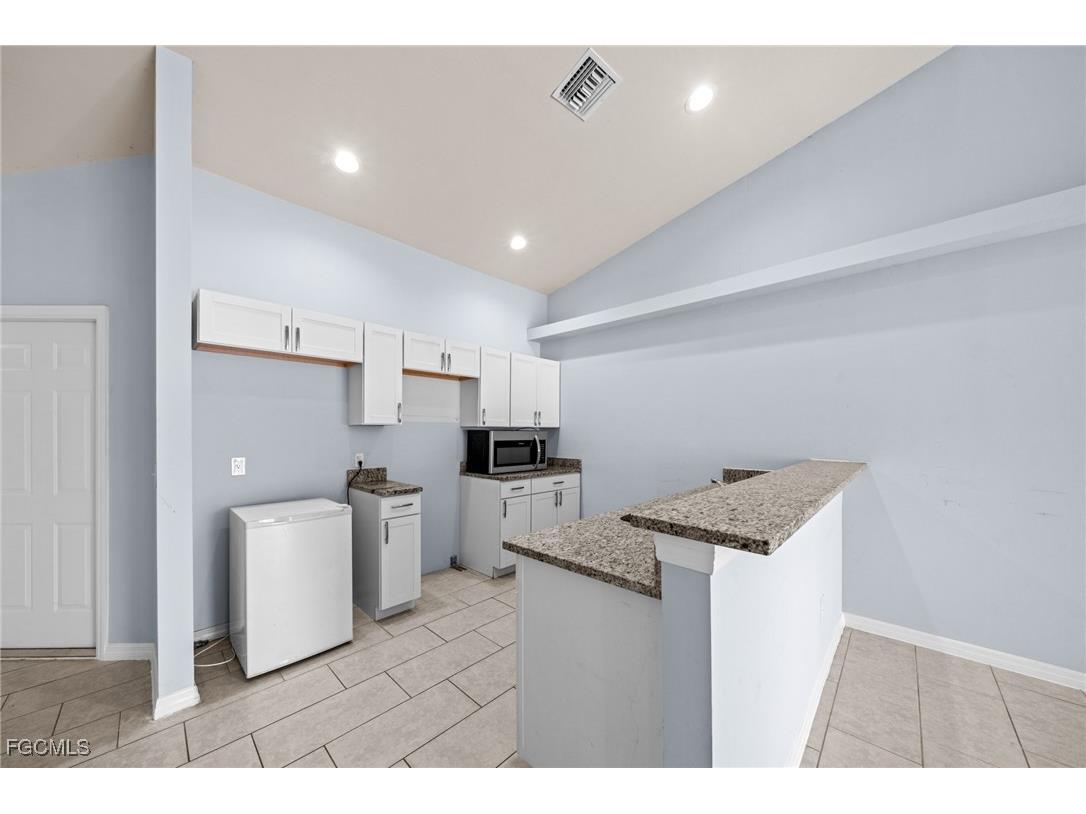 2109-2111 Chiquita Boulevard S Cape Coral FL 33991 2025021852 image5