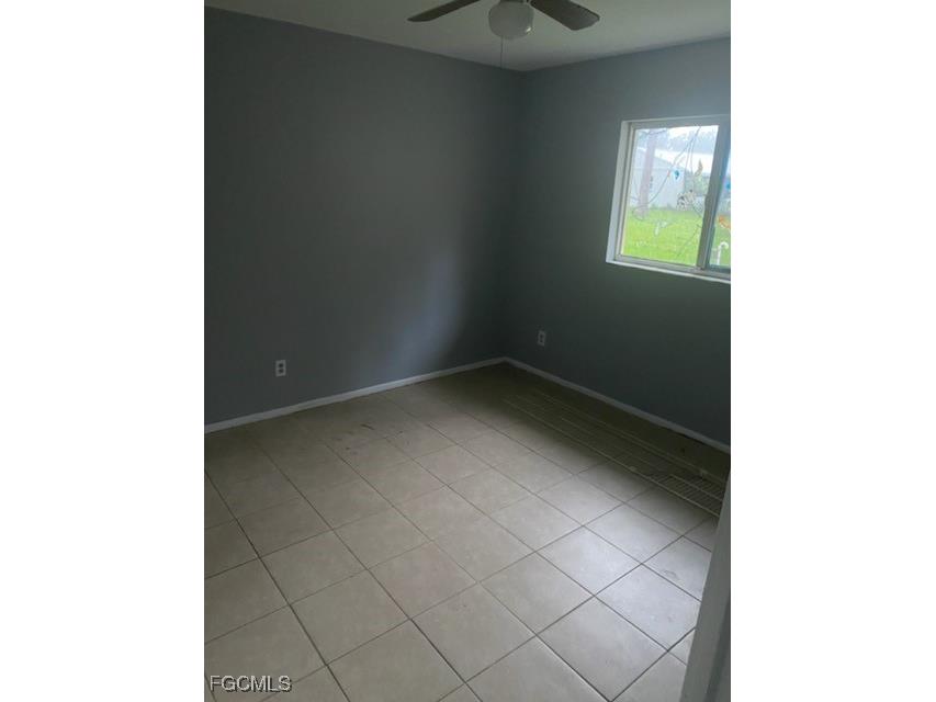 2109 Eloise Circle North Fort Myers FL 33917 2025012626 image2