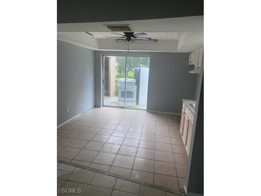 2109 Eloise Circle North Fort Myers FL 33917 2025012626 image7