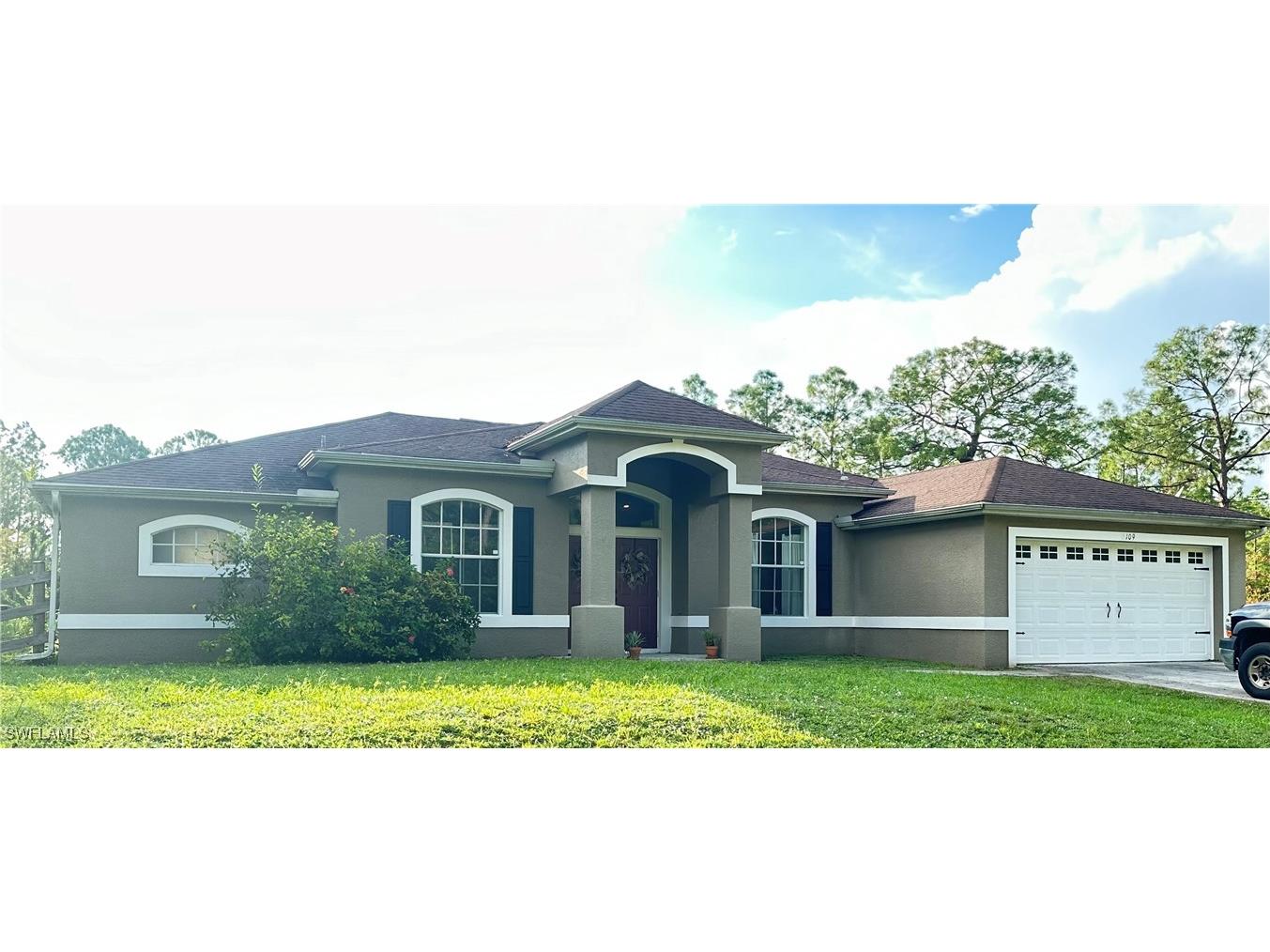 2109 Hamilton Avenue Alva FL 33920 224080614 image1
