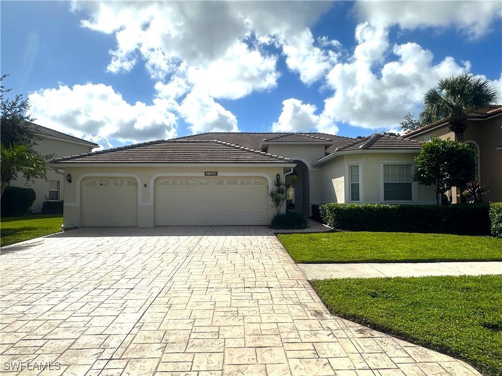2109 Morning Sun Lane Naples FL 34119 225077795 image1