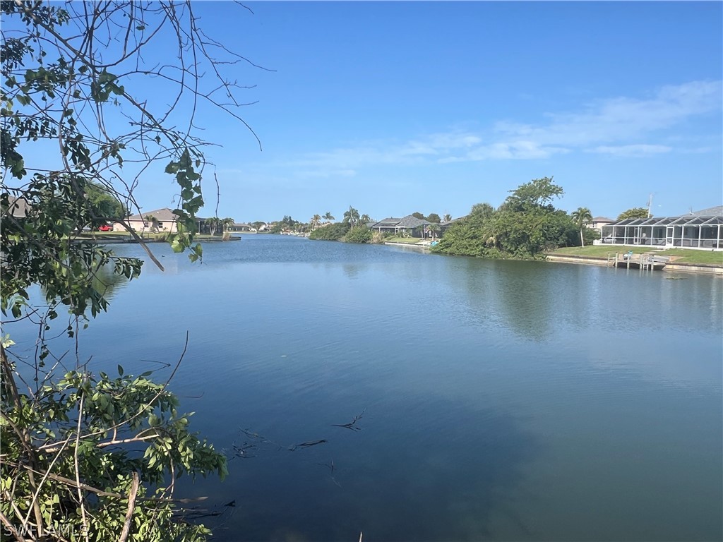 2109 NE 4th Street Cape Coral FL 33909 224024404 image1