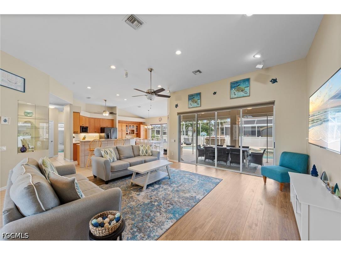 2109 SW 47th Terrace Cape Coral FL 33914 2026017659 image10