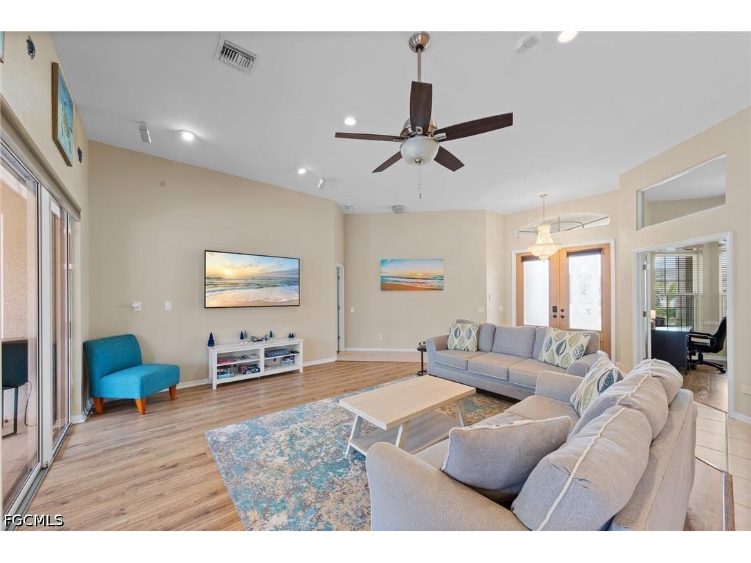 2109 SW 47th Terrace Cape Coral FL 33914 2026017659 image12