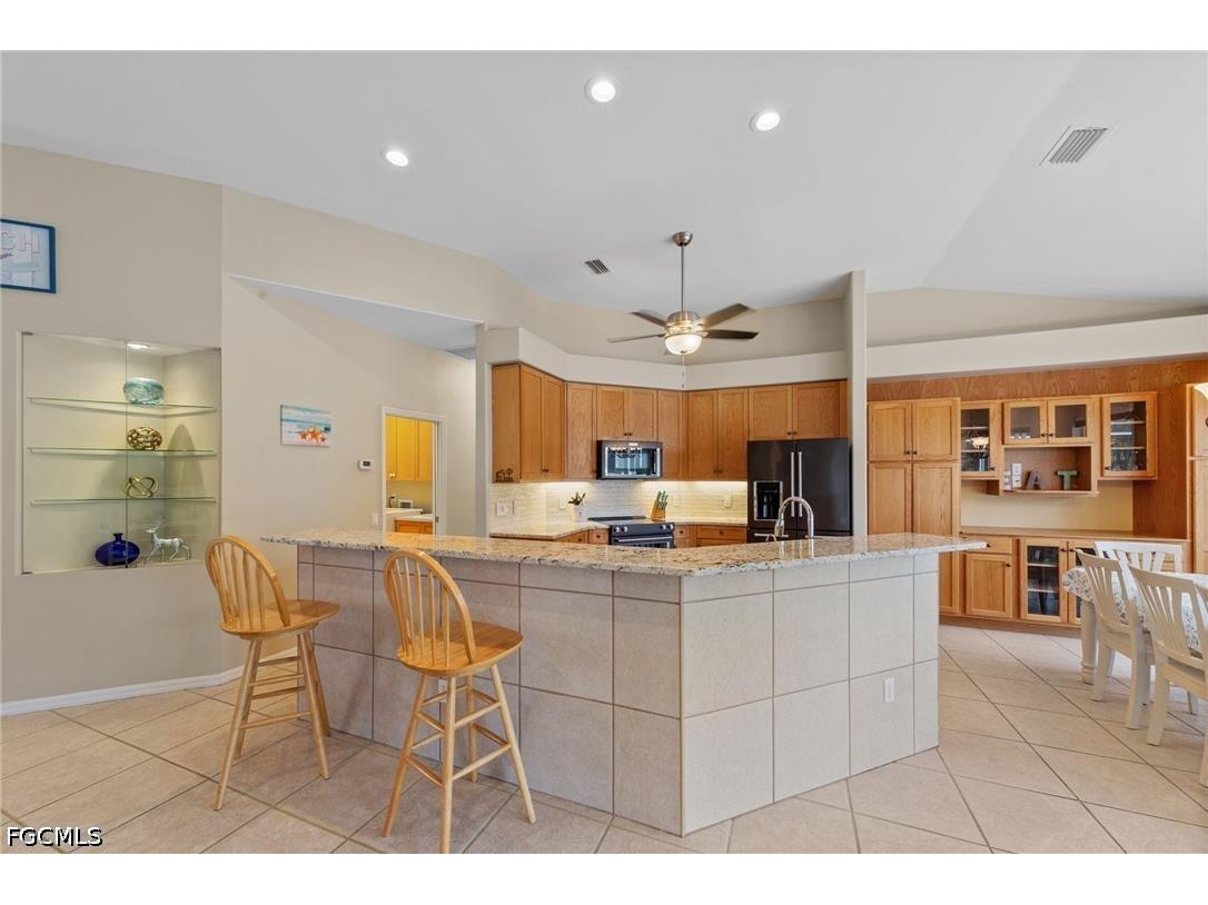 2109 SW 47th Terrace Cape Coral FL 33914 2026017659 image13