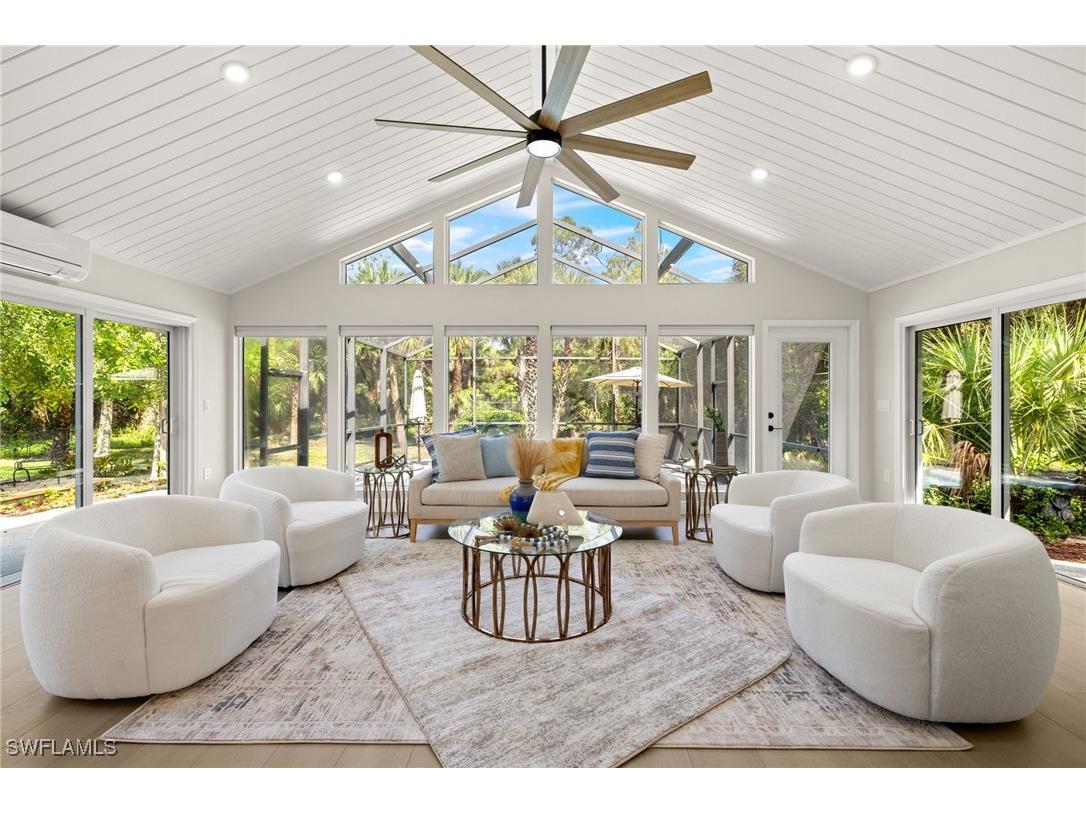 211 11th Street NW Naples FL 34120 225055712 image1