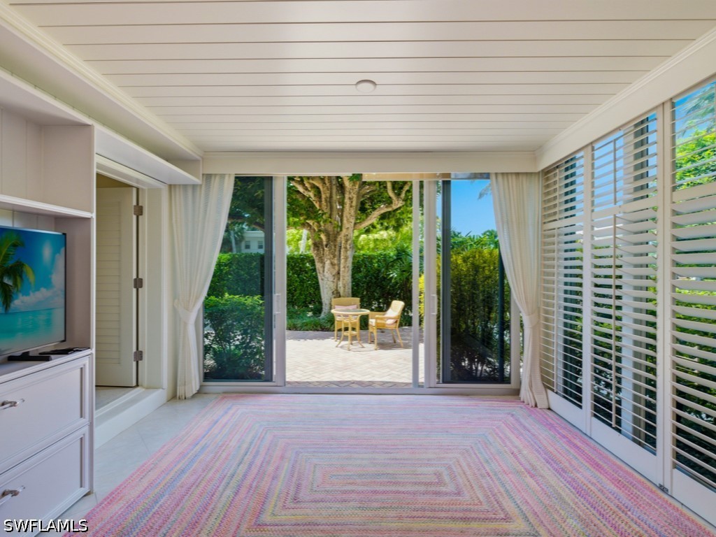 211 3rd Avenue S #211 Naples FL 34102 226016840 image11
