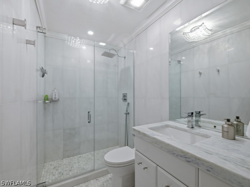 211 3rd Avenue S #211 Naples FL 34102 226016840 image13