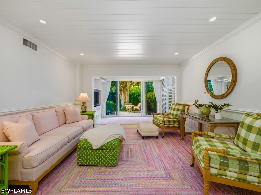 211 3rd Avenue S #211 Naples FL 34102 226016840 image2