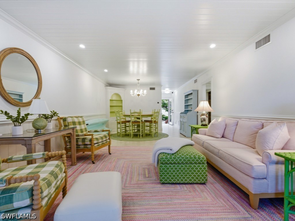 211 3rd Avenue S #211 Naples FL 34102 226016840 image5