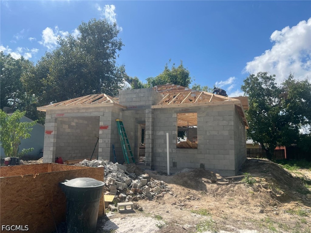 211 Charlotte Avenue Fort Myers FL 33916 2026002277 image9