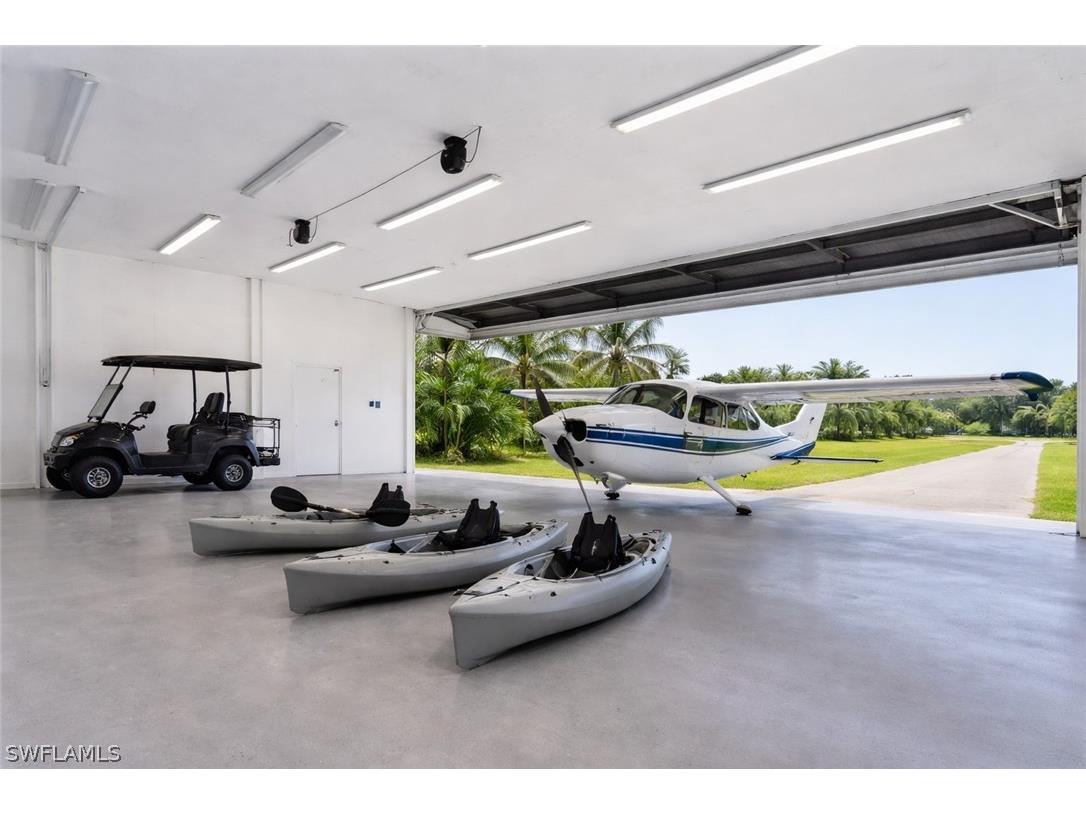 211 Kingfisher Drive Captiva FL 33924 226010619 image2